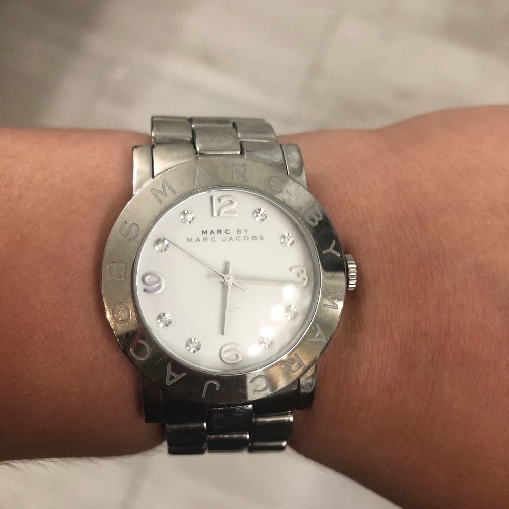 Marc Jacobs Watch - Picture 3 of 3
